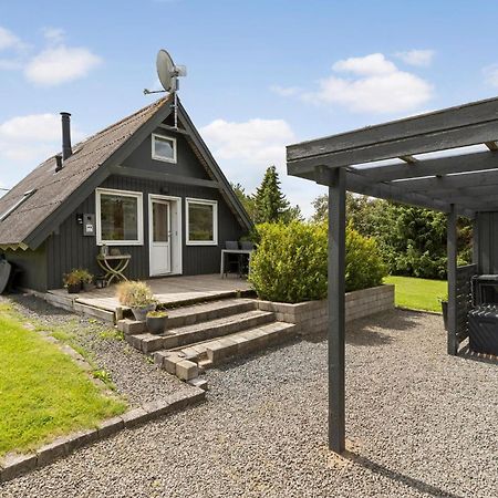 2 Bedroom Gorgeous Home In Rønde Exteriér fotografie